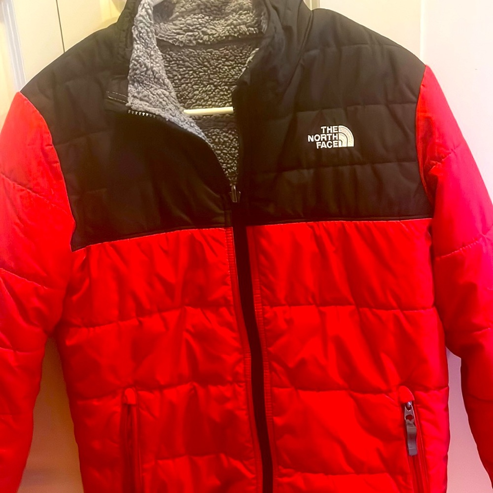 Boys reversible Northface jacket size 10 in great condition!
